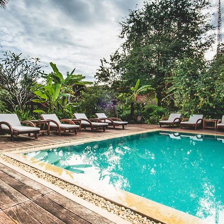 Terres Rouges Lodge Banlung Exterior photo